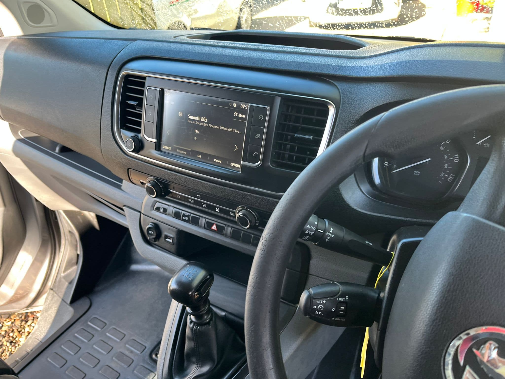 Vehicle image 12 of 21