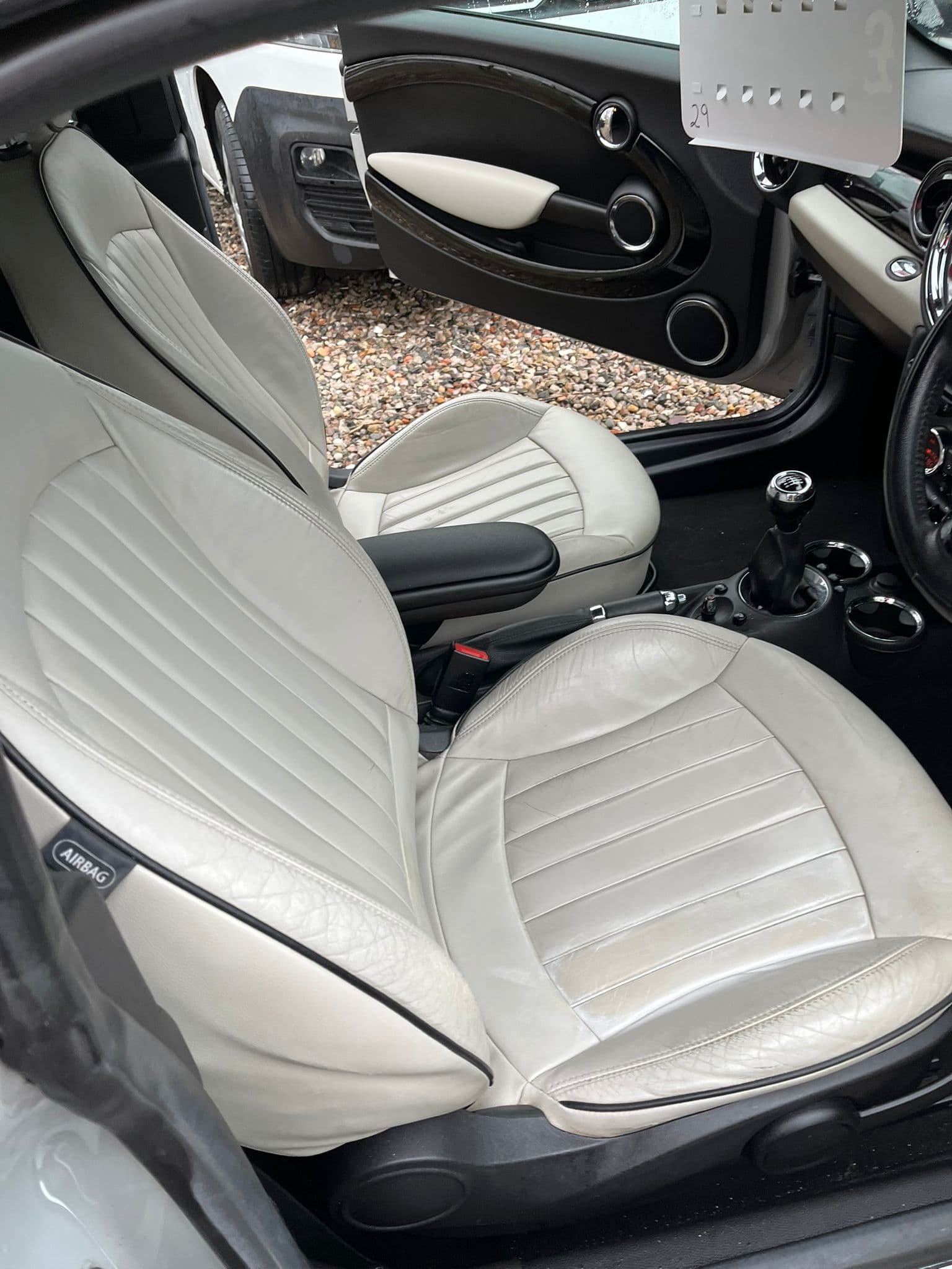 Vehicle image 9 of 15