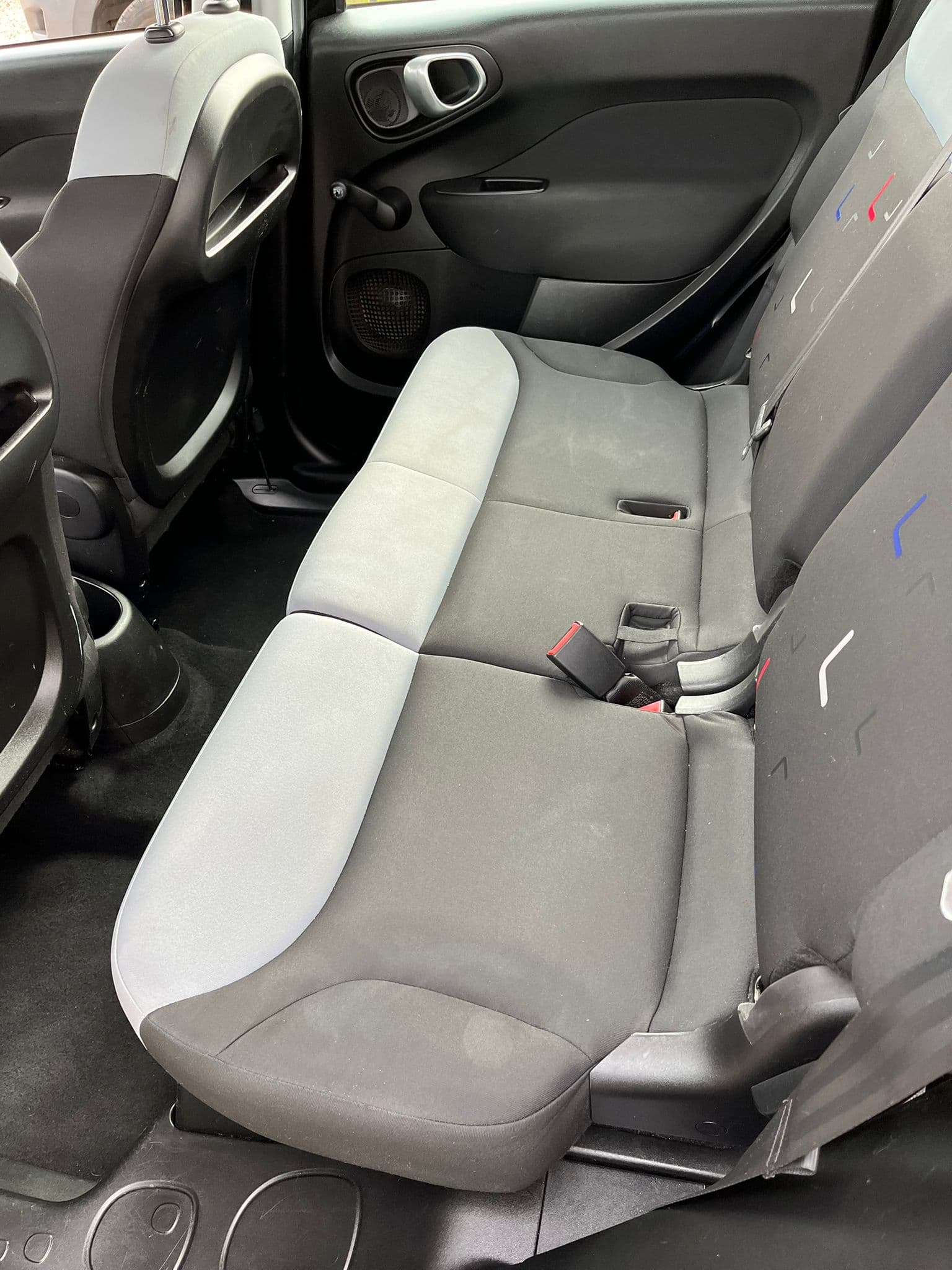 Vehicle image 13 of 38